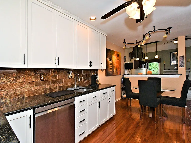 187 Pinecrest Ln — Photo 12