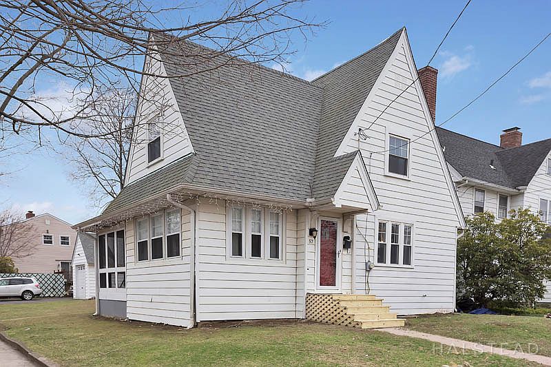 1st image of 57 Rachelle Ave