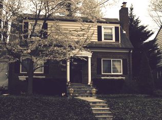 5916 Conway Rd, Bethesda, MD 20817