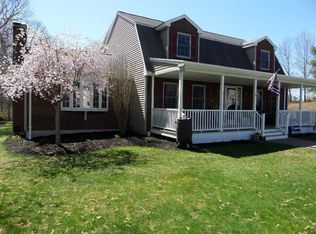 160 Juniper Ave, Attleboro, MA 02703