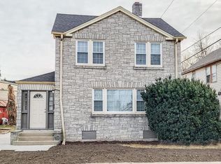 2453 W Congress St, Milwaukee, WI 53209