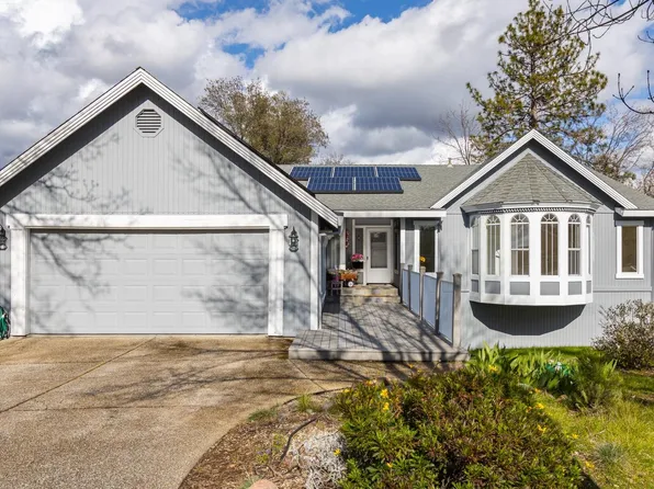 18198 Hummingbird Dr, Penn Valley, CA 95946