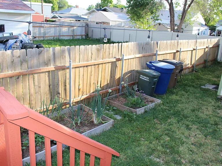 1382 S Green St — Photo 59