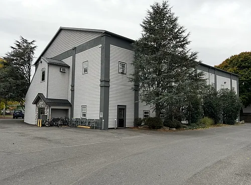 121 David St Photo 1