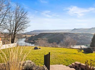 853 Pottery Rd, Bliss, ID 83314