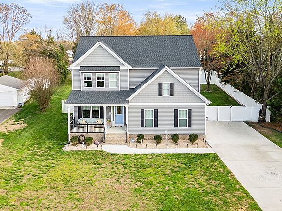 2nd image of 3515 Oregon Oak Dr