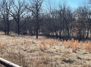 1035 E 1st Ave, Gentry, AR 72734