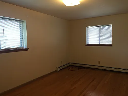 10428 W Lincoln Ave — Photo 3
