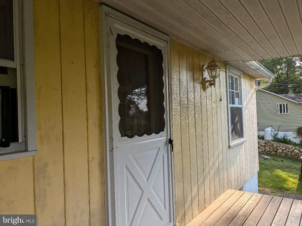 499 Hill Church Rd, Boyertown, PA 19512