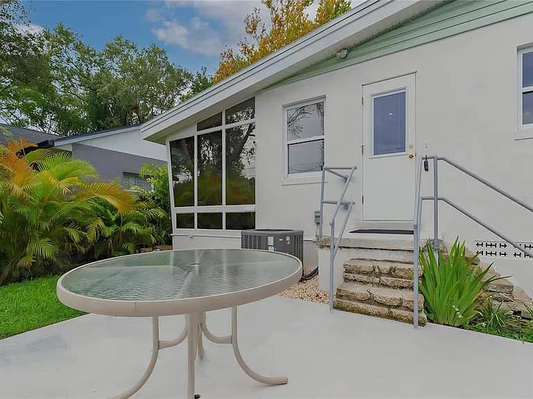 4111 Dr Martin Luther King Jr St N — Photo 30