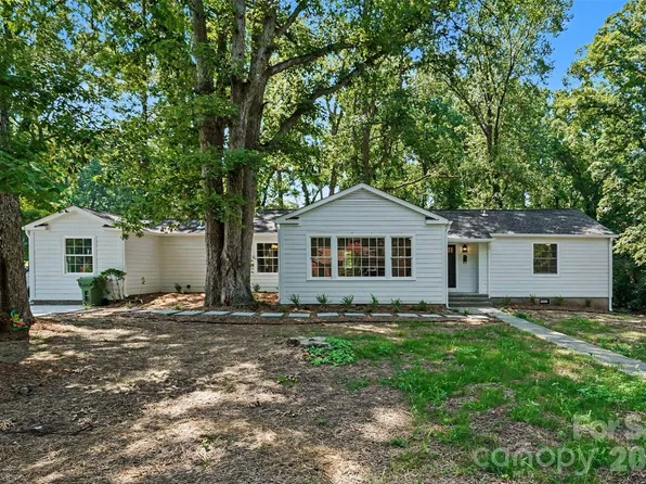 601 Marion Sims Dr, Lancaster, SC 29720
