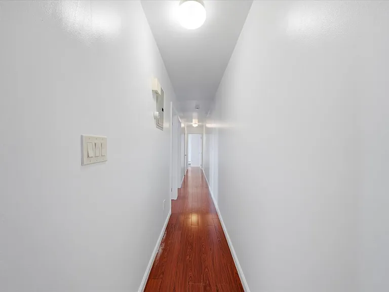 1114 E 211th St #2 — Photo 8