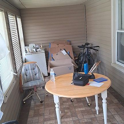 4th image of 1537 Larchmont Rd