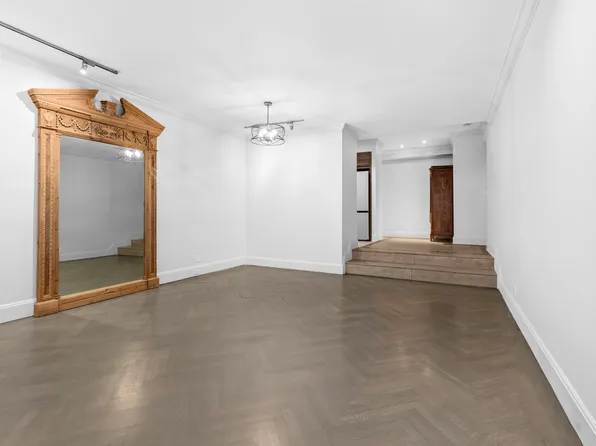 150 Central Park South image 8 of 9