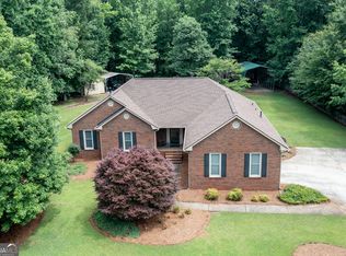 280 Ridgemont Dr, Fayetteville, GA 30215