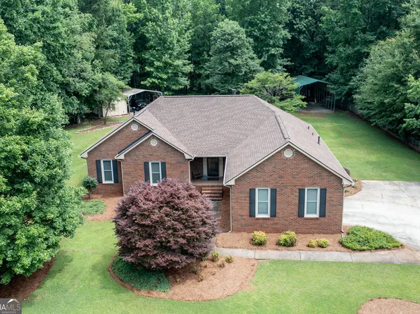 280 Ridgemont Dr, Fayetteville, GA 30215