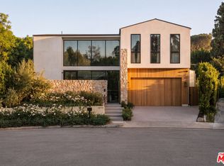 12114 Inavale Pl, Los Angeles, CA 90049