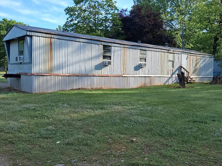 2246 Mountain Pine Rd #33 — Photo 14