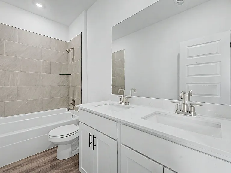 407 W Taverner Xing — Photo 20