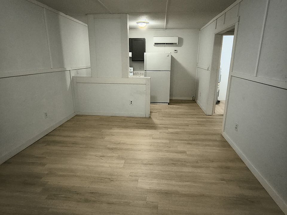 1st image of 712 Old Roane St #13