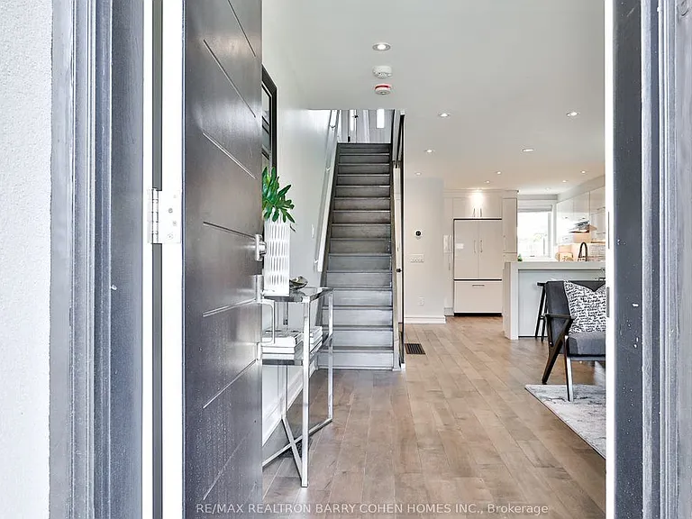 365 Harvie Ave — Photo 3