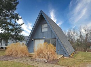 1041 Apple Valley Dr, Howard, OH 43028