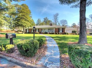 8201 Overbury Rd, Richmond, VA 23227