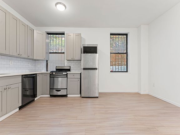 2nd image of 739 President St #1B
