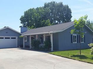 320 Michael Dr, Red Bluff, CA 96080