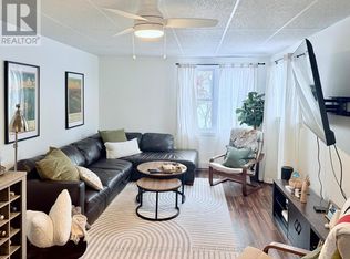 285 2nd St, Collingwood, ON L9Y1G4