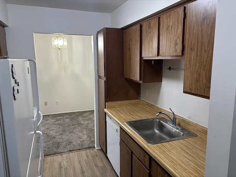 30074 W Twelve Mile Rd #114 — Photo 12