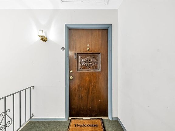 2nd image of 11910 Gravois Rd APT 3