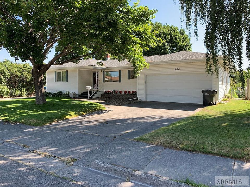 1st image of 864 Claire View Ln