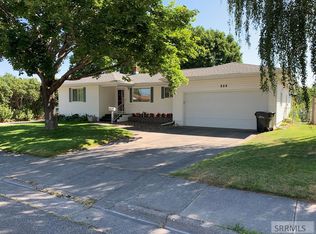 864 Claire View Ln, Idaho Falls, ID 83402