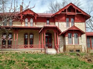 515 Cedar St, Burlington, IA 52601