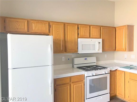 5th image of 8116 Dartmoor Ave