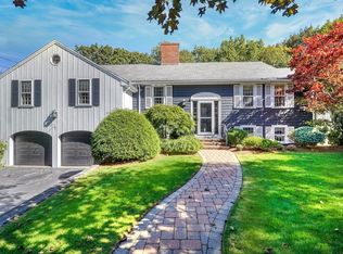 70 Ellis Farm Ln, Melrose, MA 02176