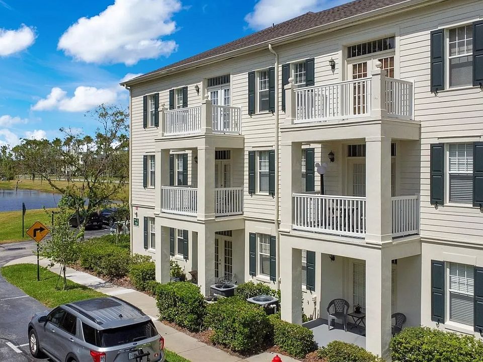 1st image of 770 Siena Palm Dr Building 1-201