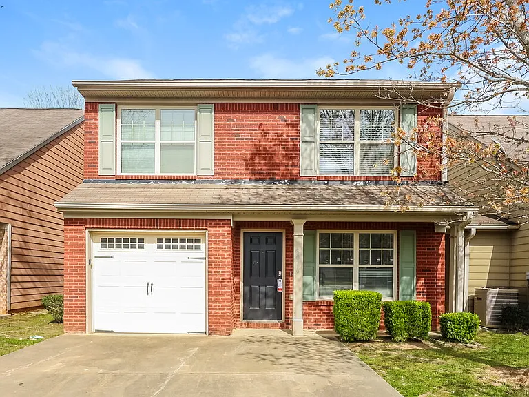 3076 Broadleaf Trl — Photo 1
