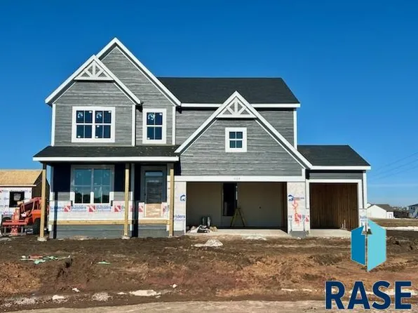 5104 E Hosta Cir, Sioux Falls, SD 57108