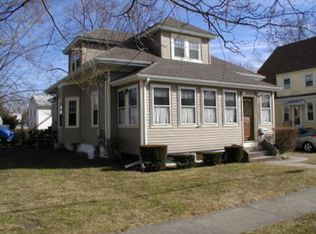 122 Park View Blvd, Cranston, RI 02910