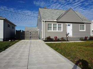 15710 Harrison Dr, Brookpark, OH 44142