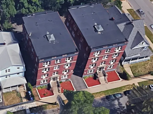 70-74 Grenada Ter, Springfield, MA 01108