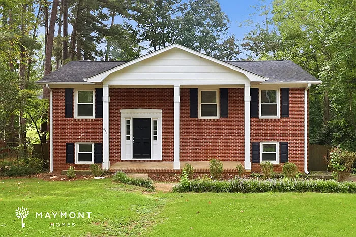 4 bed, 2.0 bath, 2197 sqft, $2,195 — Photo 1