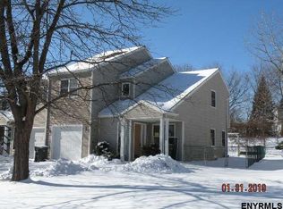 5 Cindy Way, Cohoes, NY 12047