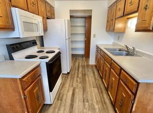 3215-3217 S Western Ave #3217-2, Sioux Falls, SD 57105