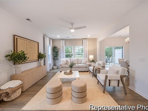 5th image of 4204 Arable St #217
