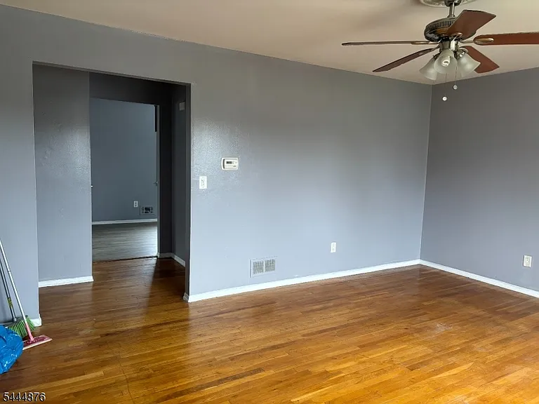 153 Martha Ave #2 — Photo 16