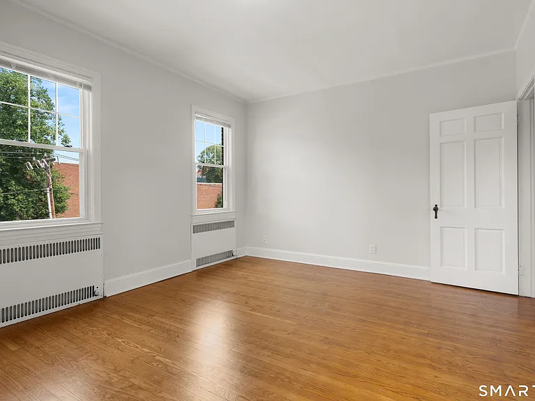 6 Highland St #B2 — Photo 30