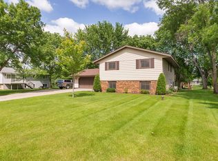 1532 Westwind Rd, Saint Cloud, MN 56303